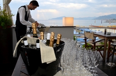 Nach dem Check-in und einem kurzen Spaziergang beginnt der Abend