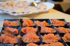 Das Büffet ist eröffnet