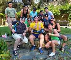 Noch ein letztes Lächeln und dann geht es wieder rund!