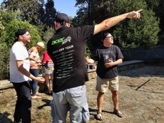 Das nächste Ziel für das Bombardement wird festgelegt...