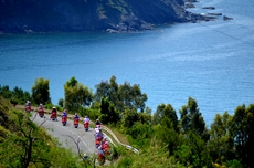 Atemberaubende Ausblicke auf das kristallblaue Meer!